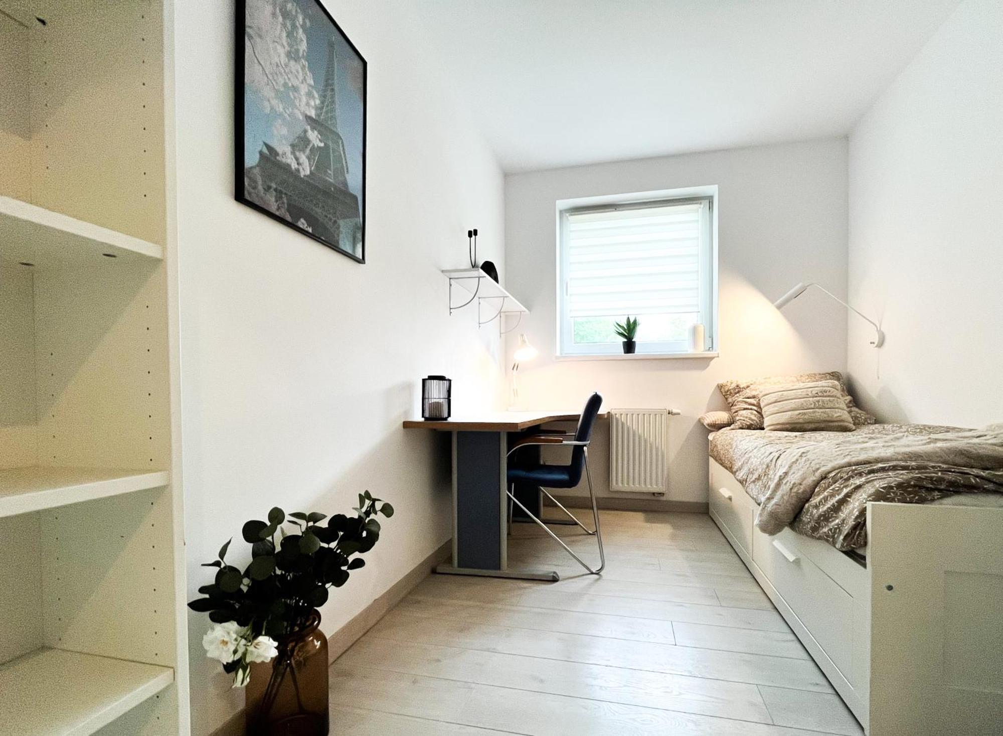 ヴロツワフWalk To Park, Modern 2Bd Kitchen! Balcony, Parkingアパートメント エクステリア 写真